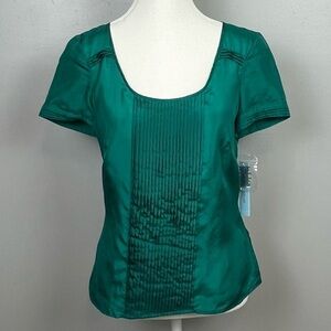 NWT Antonio Melani 100% silk Sanra Seaglass blouse top in Be So Bold green, XS.
